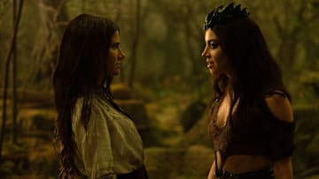 (L-R) Agatha Harkness (Kathryn Hahn) and Death (Aubrey Plaza) in Marvel Television's AGATHA ALL ALONG, exclusively on Disney+. Photo by Chuck Zlotnick. © 2024 MARVEL.