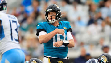 Jacksonville Jaguars quarterback Mac Jones (10) calls a play during the fourth quarter Sunday, Dec. 29, 2024 at EverBank Stadium in Jacksonville, Fla. The Jaguars held off the Titans 20-13.