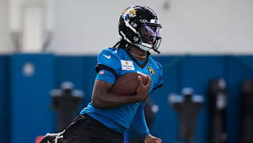 Jacksonville Jaguars wide receiver Brian Thomas Jr. (7) runs the ball during the 10th organized team activity at Miller Electric Center Wednesday, June 4, 2025 in Jacksonville, Fla. [Corey Perrine/Florida Times-Union]