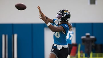 Jacksonville Jaguars wide receiver Joshua Cephus (80) catches a pass during the 10th organized team activity at Miller Electric Center Wednesday, June 4, 2025 in Jacksonville, Fla. [Corey Perrine/Florida Times-Union]