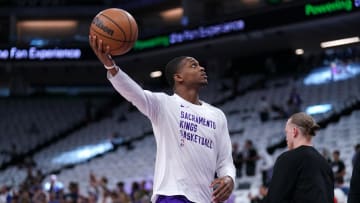 Apr 16, 2024; Sacramento, California, USA; Sacramento Kings guard De'Aaron Fox (5) warms up before a play-in game against the Golden State Warriors in the 2024 NBA playoffs at the Golden 1 Center. Mandatory Credit: Cary Edmondson-USA TODAY Sports