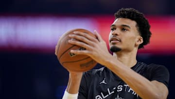 Feb 15, 2025; Oakland, CA, USA; Chuck’s Global Stars forward Victor Wembanyama (1) of the San Antonio Spurs warms up during the NBA All Star-Practice at Oracle Arena. Mandatory Credit: Cary Edmondson-Imagn Images