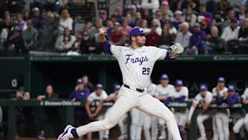 Feb 22, 2025; Arlington, TX, USA; The Arkansas Razorbacks play the TCU Horned Frogs during the Amegy Bank College Baseball Series presented by Kubota Weekend 2 at Globe Life Field. Mandatory Credit: Raymond Carlin III-Imagn Images