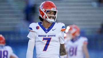 Nov 16, 2024; San Jose, California, USA; Boise State Broncos quarterback Malachi Nelson (7) stands on the field before the start of the game against the San Jose State Spartans at CEFCU Stadium. Mandatory Credit: Cary Edmondson-Imagn Images