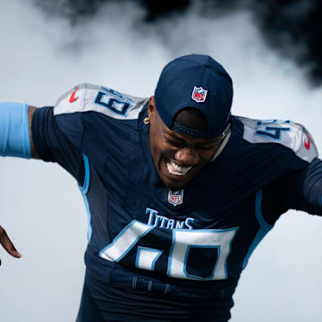 Tennessee Titans linebacker Arden Key takes the field before their game.