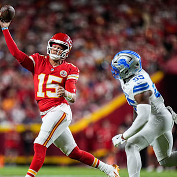 Detroit Lions linebacker Derrick Barnes (55) pressures Kansas City Chiefs quarterback Patrick Mahomes (15) during the first half at Arrowhead Stadium in Kansas City, Missouri on Sunday, Oct. 12, 2025.