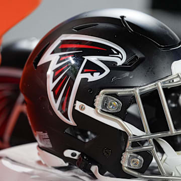 Atlanta Falcons helmet