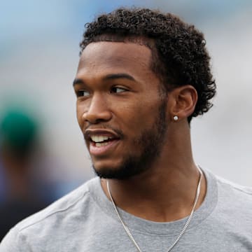 New York Jets wide receiver Garrett Wilson (5) looks on before an NFL football matchup Sunday, Dec. 15, 2024 at EverBank Stadium in Jacksonville, Fla. [Corey Perrine/Florida Times-Union]