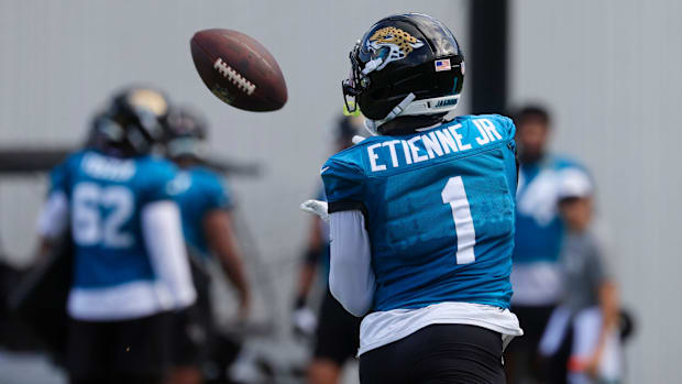 Jacksonville Jaguars running back Travis Etienne Jr. Fantasy Football Sell-High Candidat
