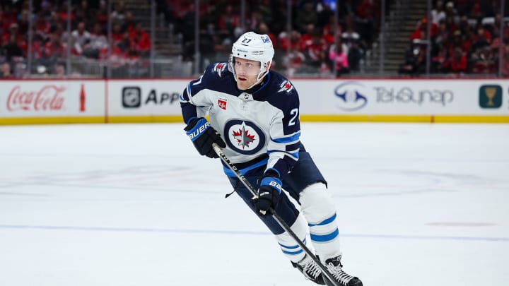 Winnipeg Jets v Washington Capitals