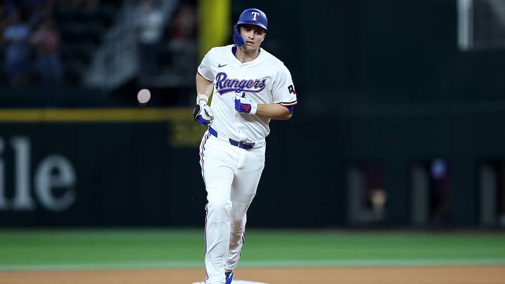 Los Angeles Angels v Texas Rangers