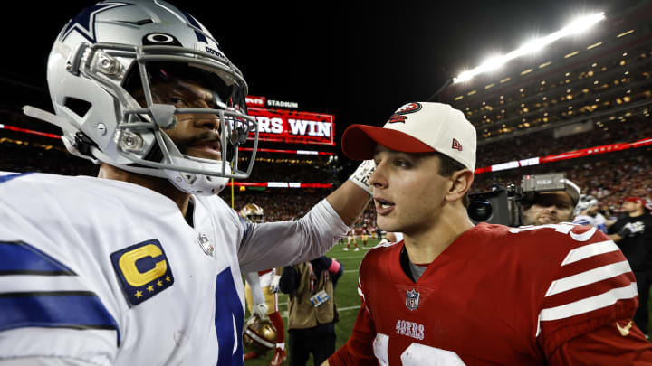 Dallas Cowboys quarterback Dak Prescott (L) and San Francisco 49ers quarterback Brock Purdy (R)