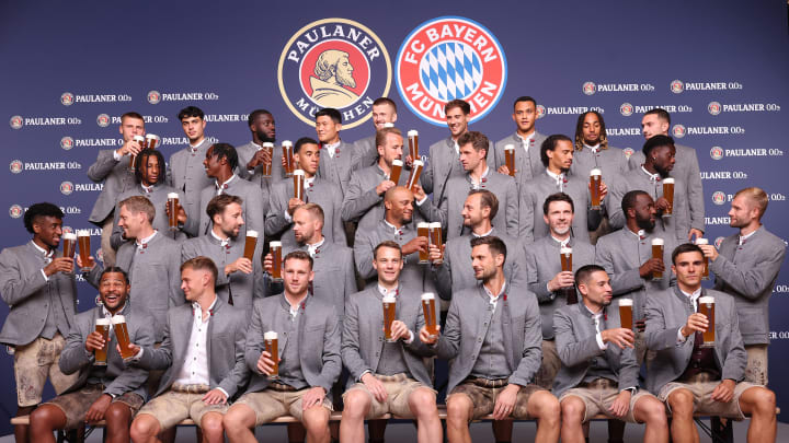 FC Bayern München and Paulaner Photo Session