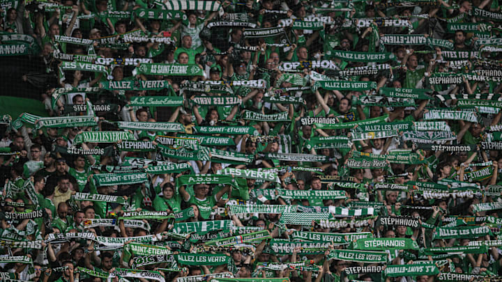 Un groupe de supporters stéphanois entre au capital du club. Un groupe de supporters stéphanois entre au capital du club.