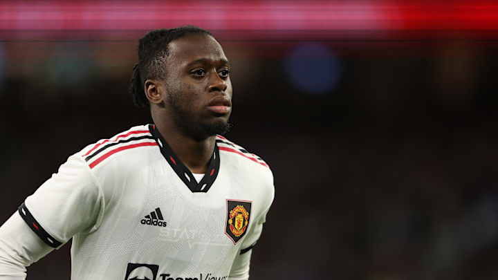 Aaron Wan-Bissaka dapat tinggalkan Manchester United ke Crystal Palace atau Wolverhampton Wanderers