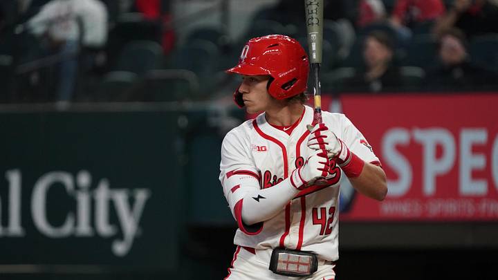 Feb 28, 2025; Arlington, TX, USA; The Auburn Tigers and Ohio State Buckeyes play a game during the Amegy Bank College Baseball Series presented by Kubota Weekend 3 at Globe Life Field. Mandatory Credit: Raymond Carlin III-Imagn Images