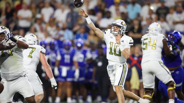 Aug 31, 2024; Atlanta, Georgia, USA; Georgia Tech Yellow Jackets quarterback Haynes King (10) throws a pass against Georgia State Panthers in the first quarter at Bobby Dodd Stadium at Hyundai Field. Mandatory Credit: Brett Davis-USA TODAY Sports