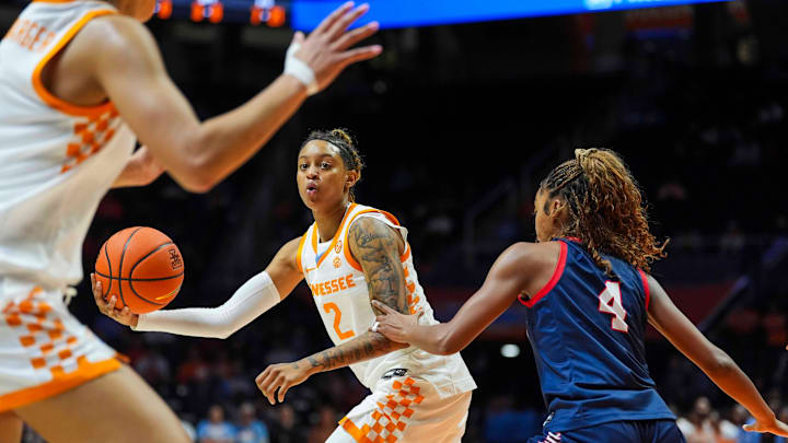 Tennessee guard Ruby Whitehorn (2) passes the ball in front of Columbus State guard Nekaya Williams (4) during a NCAA exhibition game between the Tennessee Lady Vols and Columbus State Cougars at Thompson-Boling Arena at Food City Center in Knoxville, Tennessee on Oct. 29, 2025.