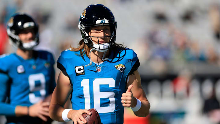 Jacksonville Jaguars quarterback Trevor Lawrence (16) gives a thumbs up before an NFL football matchup Sunday, Dec. 1, 2024 at EverBank Stadium in Jacksonville, Fla. [Corey Perrine/Florida Times-Union]