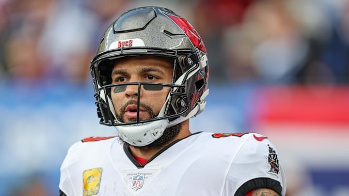 Nov 24, 2024; East Rutherford, New Jersey, USA; Tampa Bay Buccaneers wide receiver Mike Evans (13) looks back after call during the second half against the New York Giants at MetLife Stadium. Mandatory Credit: Vincent Carchietta-Imagn Images