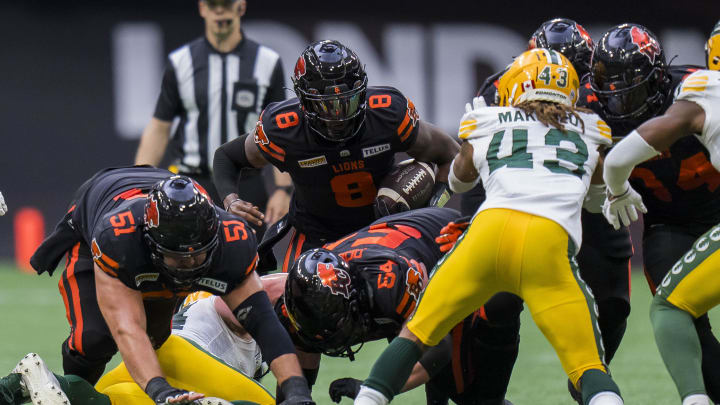 Jun 17, 2023; Vancouver, British Columbia, CAN; BC Lions quarterback Dominique Davis (8) carries the ball against the Edmonton Elks in the second half at BC Place. BC won 22-0. Mandatory Credit: Bob Frid-USA TODAY Sports