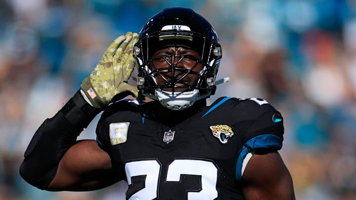 Jacksonville Jaguars linebacker Foyesade Oluokun (23) motions to the crowd after a sack on Tennessee Titans quarterback Will Levis (8), not shown, during the first quarter an NFL football matchup Sunday, Nov. 19, 2023 at EverBank Stadium in Jacksonville, Fla. The Jacksonville Jaguars defeated the Tennessee Titans 34-14. [Corey Perrine/Florida Times-Union]