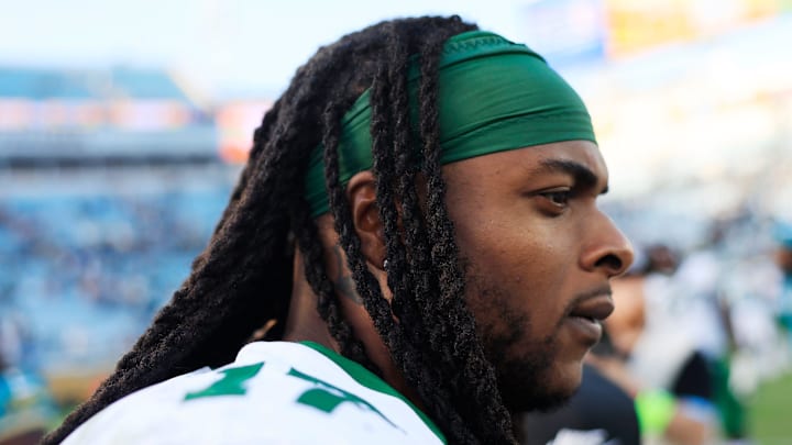 New York Jets wide receiver Davante Adams (17) walks off the field after the game Sunday, Dec. 15, 2024 at EverBank Stadium in Jacksonville, Fla. The Jets held off the Jaguars 32-25. [Corey Perrine/Florida Times-Union]