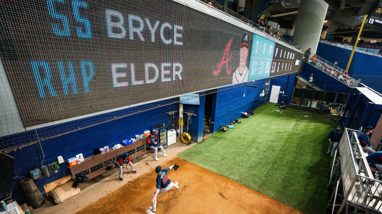 Atlanta Braves v Miami Marlins