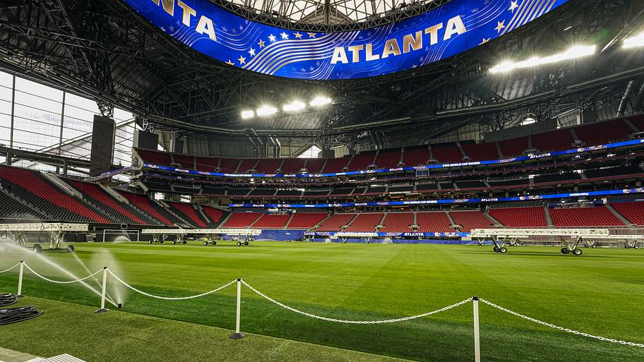 New grass pitch installed in Atlanta Stadium