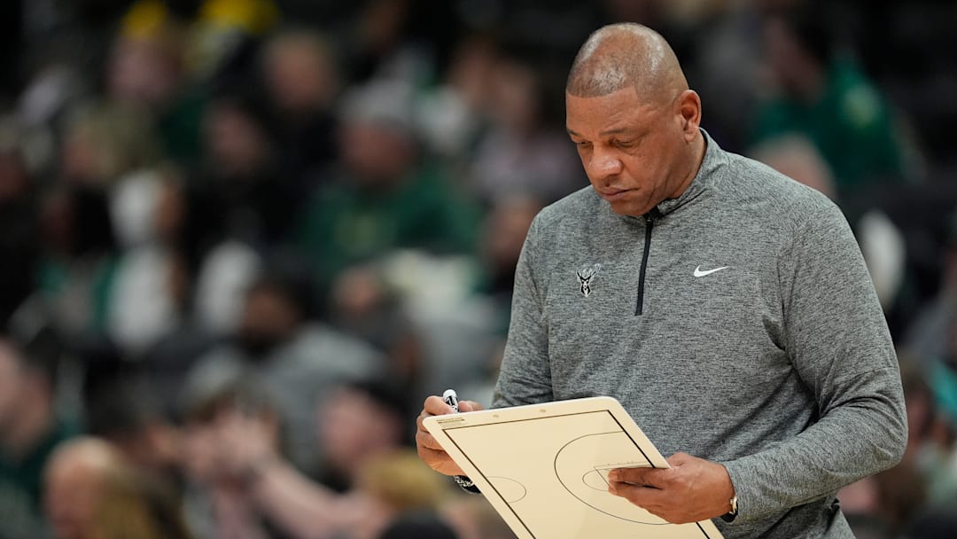 Memphis Grizzlies v Milwaukee Bucks