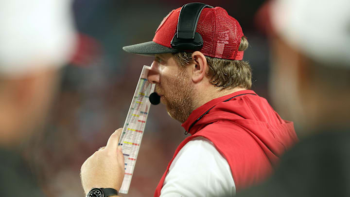 Tampa Bay Buccaneers  offensive coordinator Liam Coen is going to be a top candidate to replace Matt Eberflus as head coach of the Chicago Bears. (Mandatory Credit: Kim Klement Neitzel-Imagn Images)