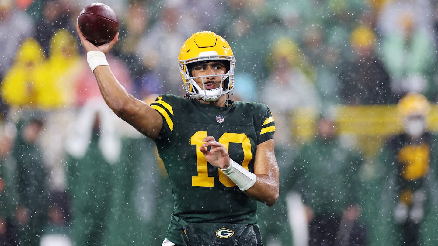 Peringkat kekuatan quarterback NFC Utara Minggu 11: Jordan Love memiliki pekerjaan yang harus dilakukan