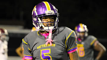 Tristen Keys (5) looking for the play call. (Oct. 24, 2025)