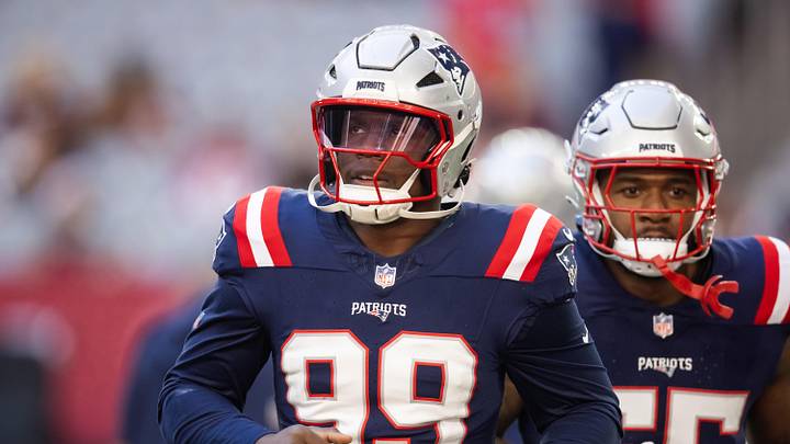 Why DE Keion White Perfectly Fits What the 49ers Want