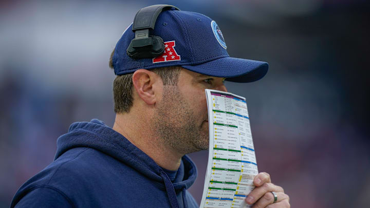 Tennessee Titans head coach Brian Callahan calls a play during the first quarter at Nissan Stadium in Nashville, Tenn., Sunday, Dec. 15, 2024.