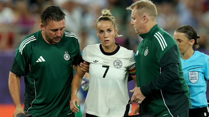 Giulia Gwinn musste gegen Polen verletzt ausgewechselt werden Giulia Gwinn musste gegen Polen verletzt ausgewechselt werden