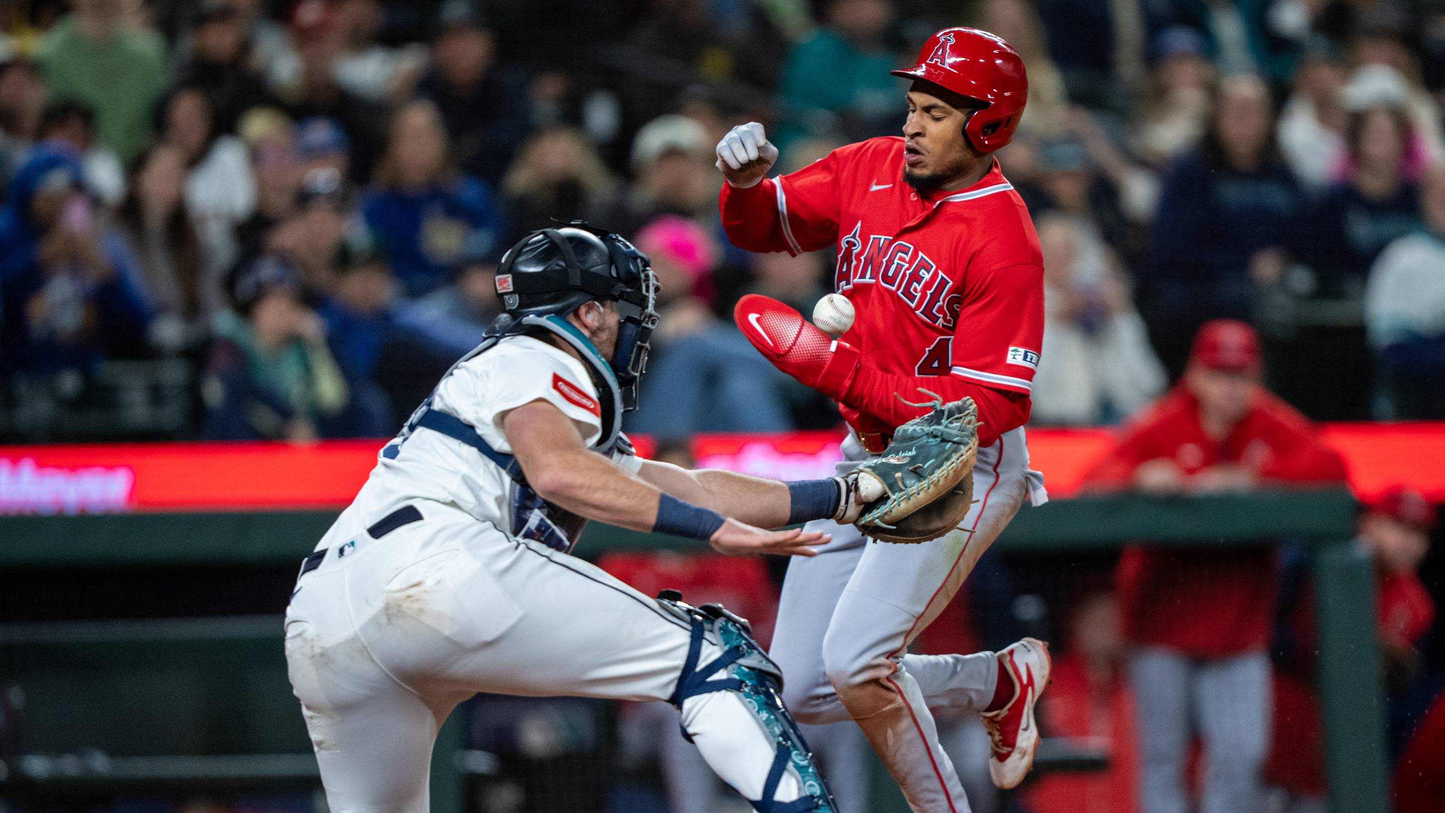 Mariners can’t just ignore that Cal Raleigh didn’t only slump at the plate in 2026