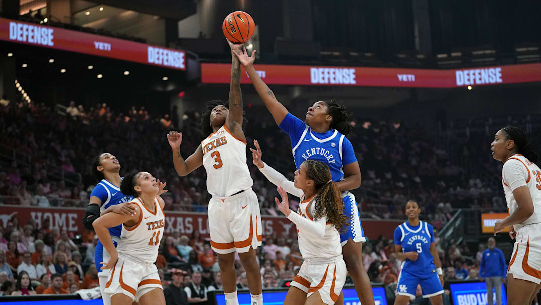 Feb 9, 2026; Austin, Texas, USA; Texas Longhorns guard Rori Harmon (3) rebounds against Kentucky Wildcats guard Jordan Obi (0) during the first quarter at Moody Center. Mandatory Credit: Dustin Safranek-Imagn Images Feb 9, 2026; Austin, Texas, USA; Texas Longhorns guard Rori Harmon (3) rebounds against Kentucky Wildcats guard Jordan Obi (0) during the first quarter at Moody Center. Mandatory Credit: Dustin Safranek-Imagn Images