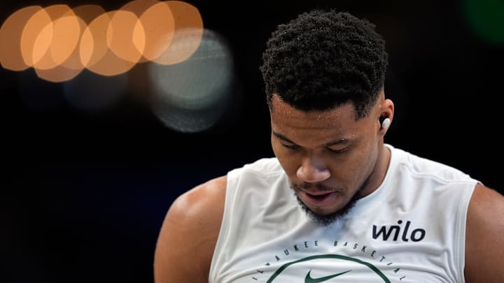 Washington Wizards v Milwaukee Bucks