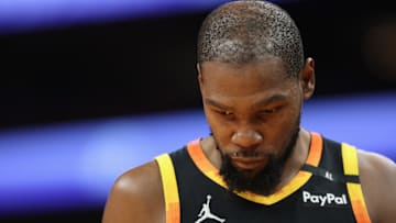Los Angeles Lakers v Phoenix Suns - Emirates NBA Cup