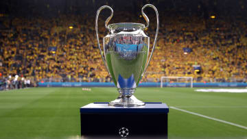 Borussia Dortmund e Real Madrid disputam a taça da UEFA Champions League 2023/24