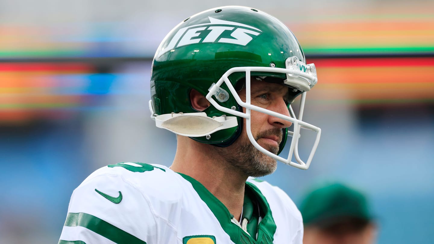 在頂級四分衛選擇退出 NFL 選秀後，亞倫羅傑斯 (Aaron Rodgers) 的紐約噴氣機隊回歸的可能性更大