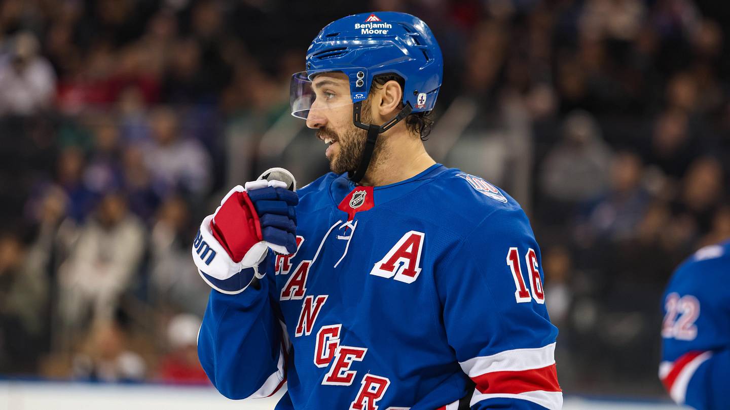 Why NY Rangers' Top Priority This Offseason Will Be Future of Vincent Trocheck