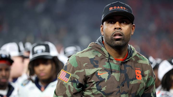 Syracuse football 4-star edge KingJoseph Edwards to enter the portal, while a 2026 3-star target makes his college decision.