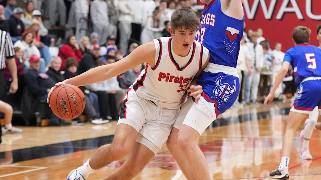 Pewaukee senior forward Tyler Tiutczenko (33) is regarded as one of the state's top 3-point shooters.
