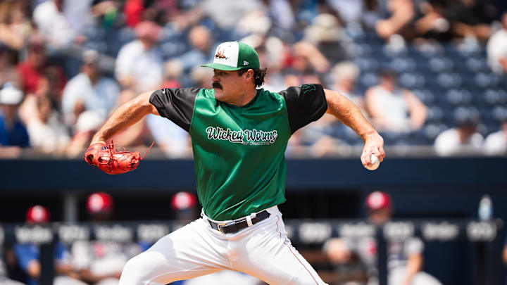 WooSox pitcher Payton Tolle gets ready to throw a pitch during his first Triple-A start on Aug. 10, 2025 at Polar Park.
