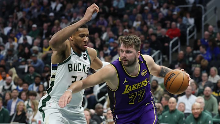 Los Angeles Lakers v Milwaukee Bucks