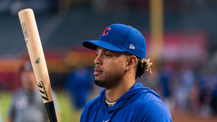 Sep 17, 2023; Phoenix, Arizona, USA; Chicago Cubs infielder Christopher Morel (5) warms up prior to