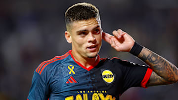 Vancouver Whitecaps FC v Los Angeles Galaxy