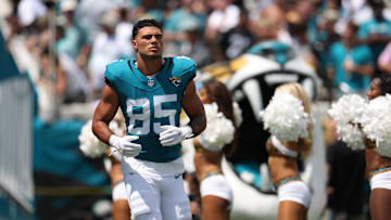 Sep 7, 2025; Jacksonville, Florida, USA; Jacksonville Jaguars tight end Brenton Strange (85) takes the field prior to a game against the Carolina Panthers at EverBank Stadium. Mandatory Credit: Nathan Ray Seebeck-Imagn Images
